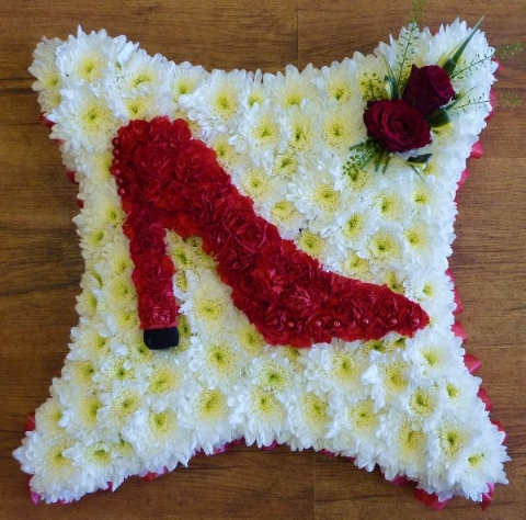 Specialist & Personalised Funeral Tributes